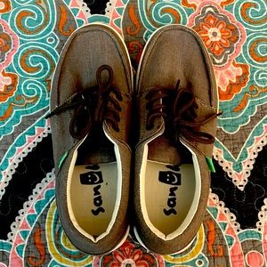 Sanuk Mens Canvas Laceup